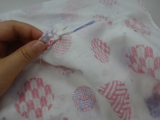 チクチク・・・